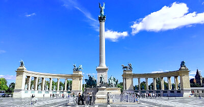 Place des héros à Budapest