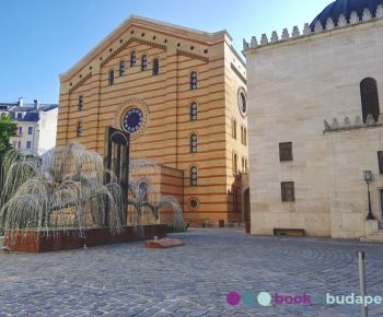 Dohány street Synagogue, Great Synagogue Budapest, Raoul Wallenberg Holocaust Memorial Park, Tree of Life
