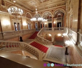 Guided tours in the Budapest Opera House