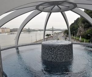 Rudas Bath rooftop pool