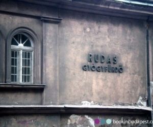 The backside of the Rudas Thermal Bath