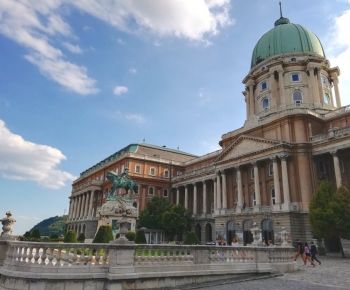 Palacio Real de Budapest, Castillo de Buda, estatua de Eugenio de Saboya