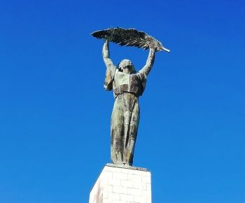 Estatua de la Libertad Budapest