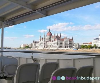 Crucero turístico en Budapest, Paseo en barco por Budapest