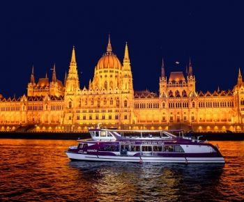 Crucero de San Valentín con cena en Budapest