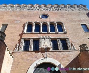 Visita guiada a pie del barrio judio de Budapest con guía espanola - Sinagoga de la calle Kazinczy