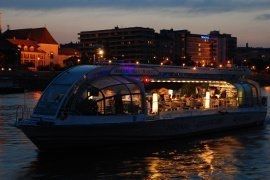 La noche de Budapest en Barco