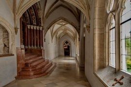 Tour Privé de Pannonhalma - Abbaye Bénédictine de Pannonhalma cloître