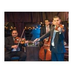 Dinner Cruise with Operetta and Folklore Show