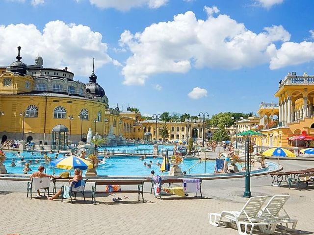 Full-Day ticket to the Széchenyi Bath