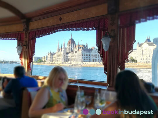 Dîner croisière sur le Danube à Budapest