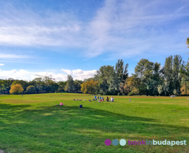 Parque de la Ciudad de Budapest, niños jugando