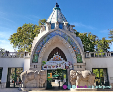 Zoo de Budapest, puerta de elefantes