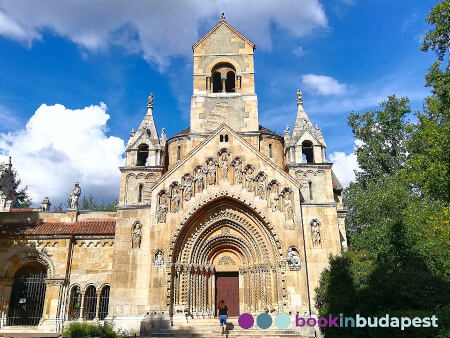 Parque de la Ciudad de Budapest, Capilla Jaki