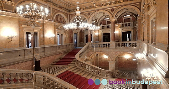 Visite intérieure du Parlement et de l'Opéra