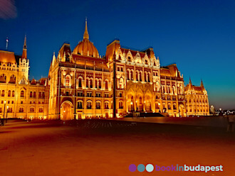 Parliament by night view from Kossuth Square