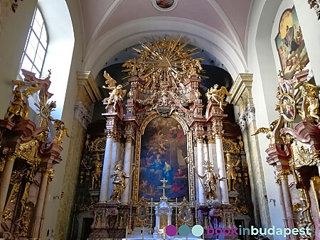 Iglesia de los Servitas, Iglesia de Santa Ana de Pest, Iglesia de Santa Ana en el centro, Iglesia parroquial de Santa Ana en el centro