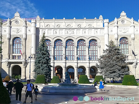 Vigadó de Pest, Redoute de Pest Budapest